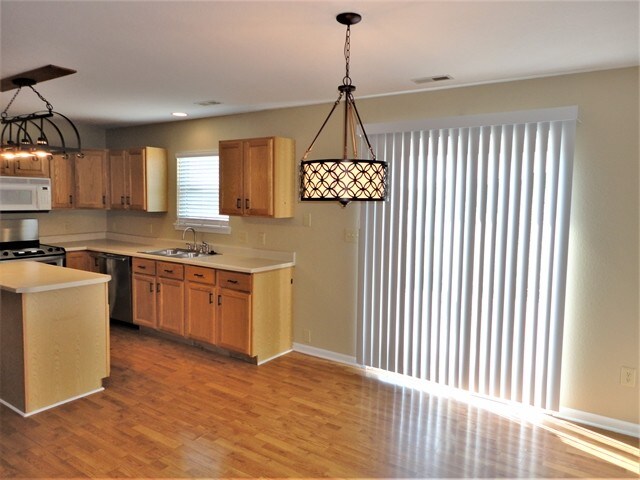 Building Photo - 21490 Candlewick Road