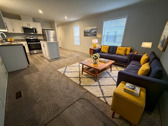 Building Photo - 38062 St Tropez Dr