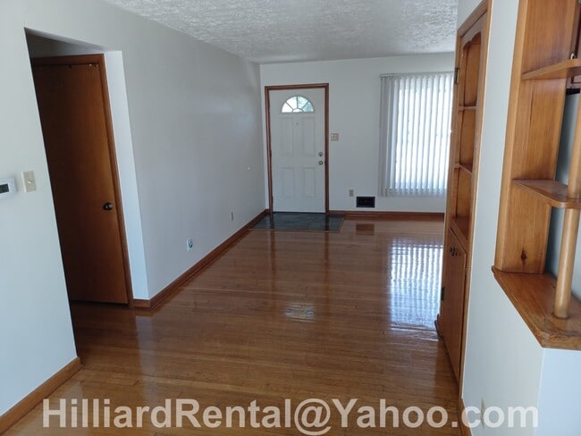 Building Photo - 5175 Scioto Darby Rd
