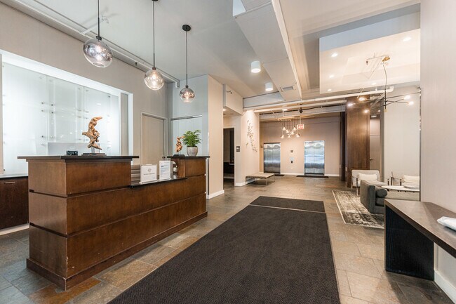 Foto del edificio - 901 W Madison St