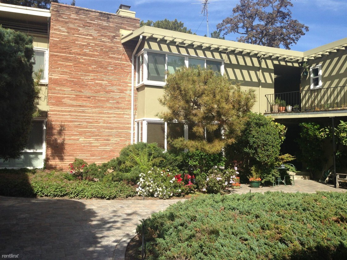 Primary Photo - 430 Ravenswood Ave