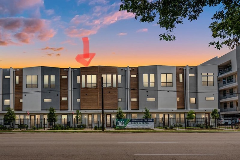 Photo - 2401 Crawford St (Houston, TX)