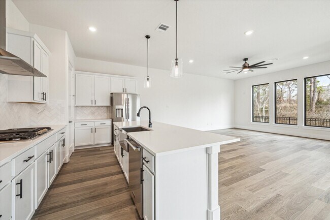 Foto del edificio - 14010 Vista Reserve Pl