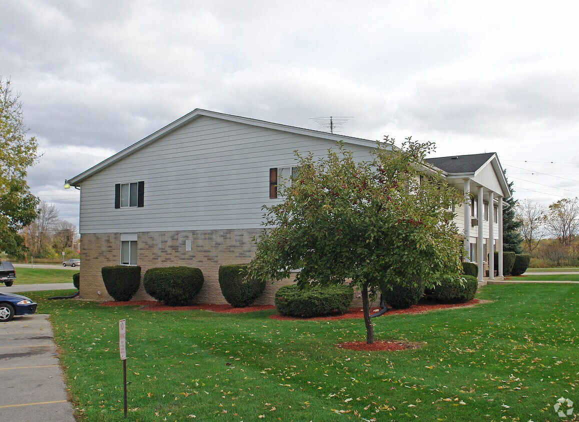 Primary Photo - 600 1st St