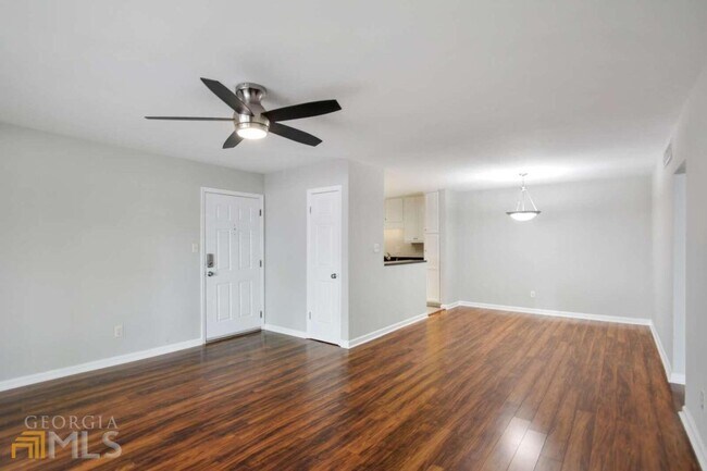 Foto del edificio - 1468 Briarwood Rd NE
