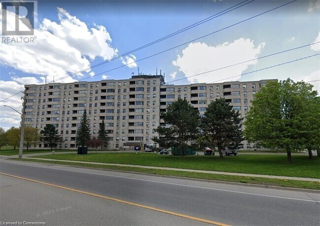 Photo du bâtiment - 200 Jamieson Pkwy