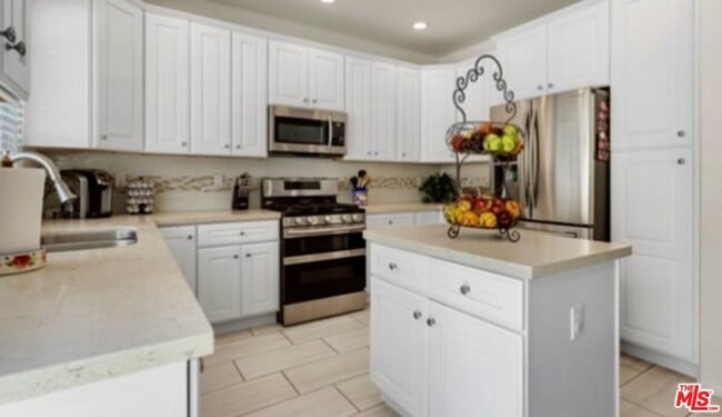 Foto del edificio - 32209 Corte Carmona