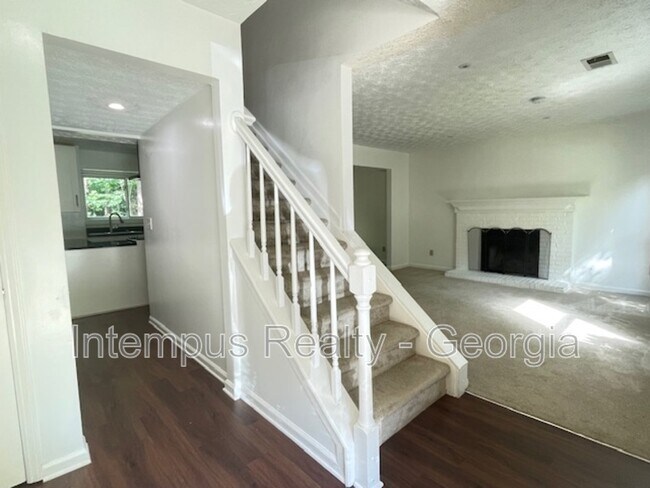 Foto del edificio - 10440 Virginia Pine Ln