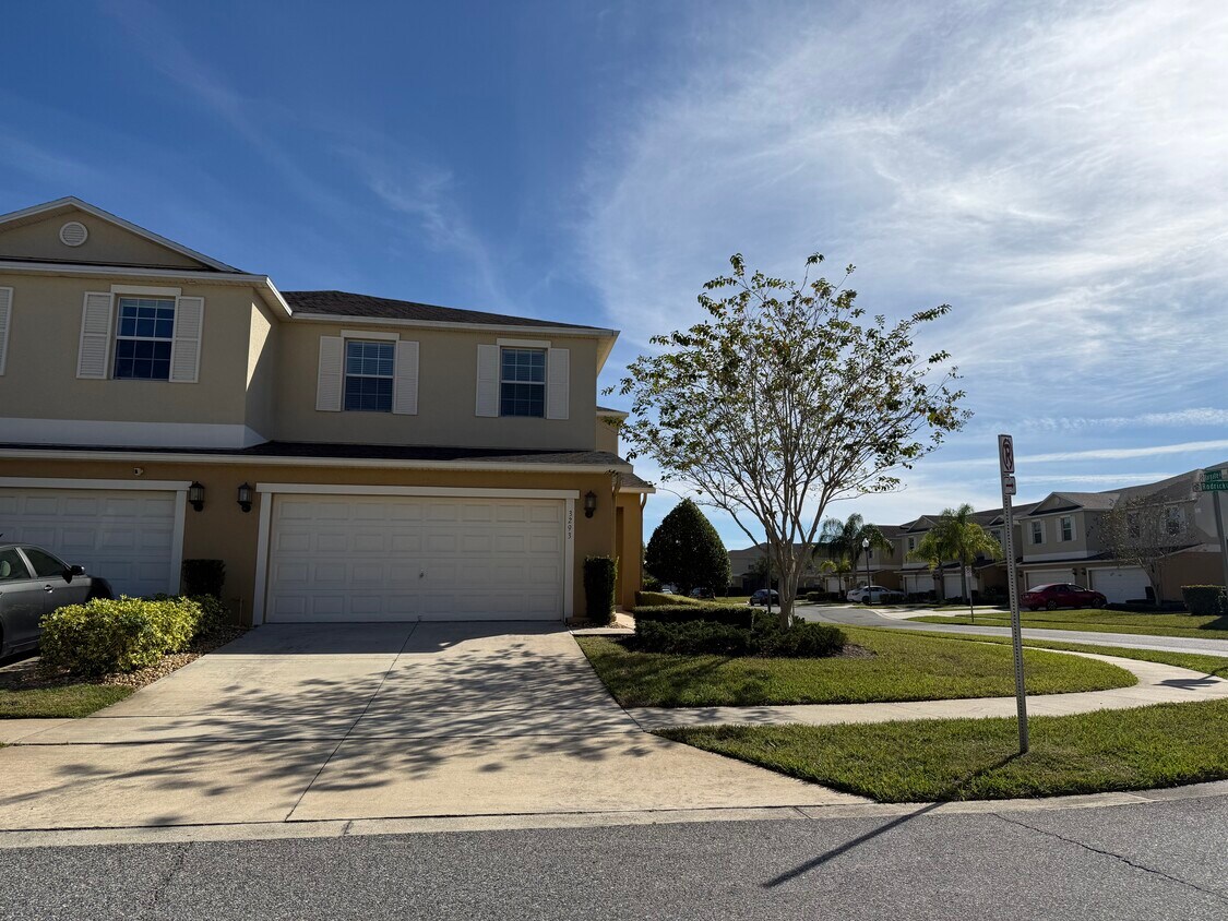 Foto principal - 3293 Rodrick Cir