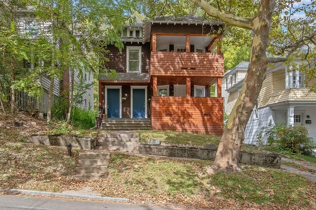 Building Photo - 519-521 Clarendon Street