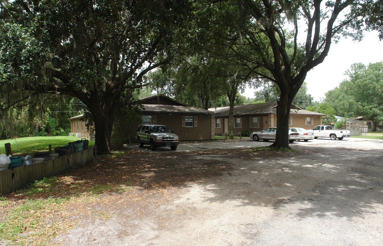 Foto del edificio - 5320 Serena Dr