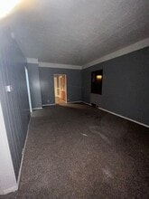 Building Photo - 745 S Kaley St