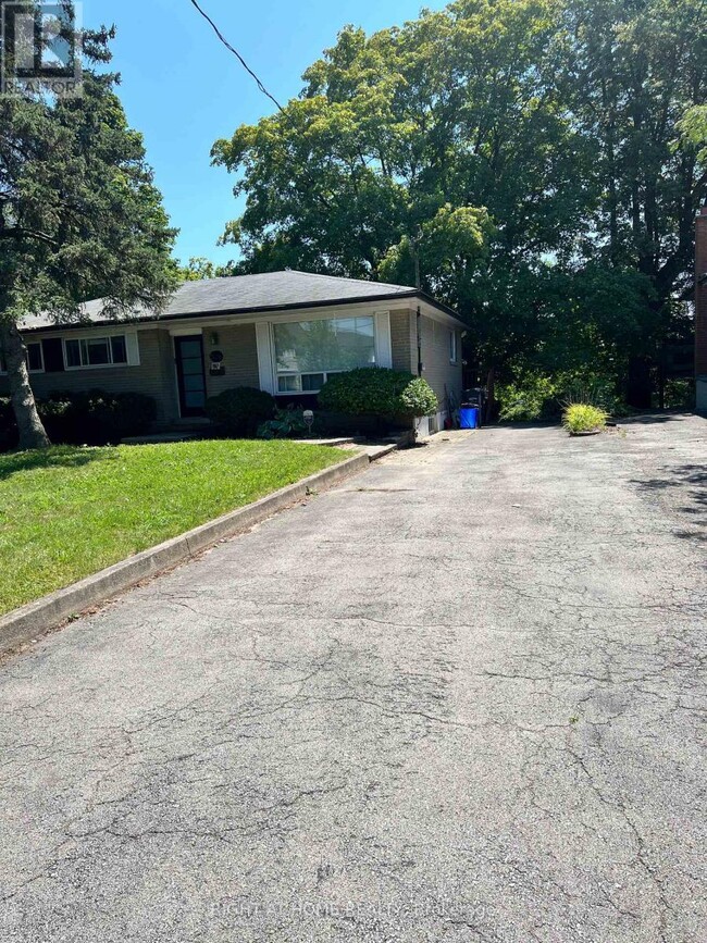 Building Photo - 508 Stafford Dr