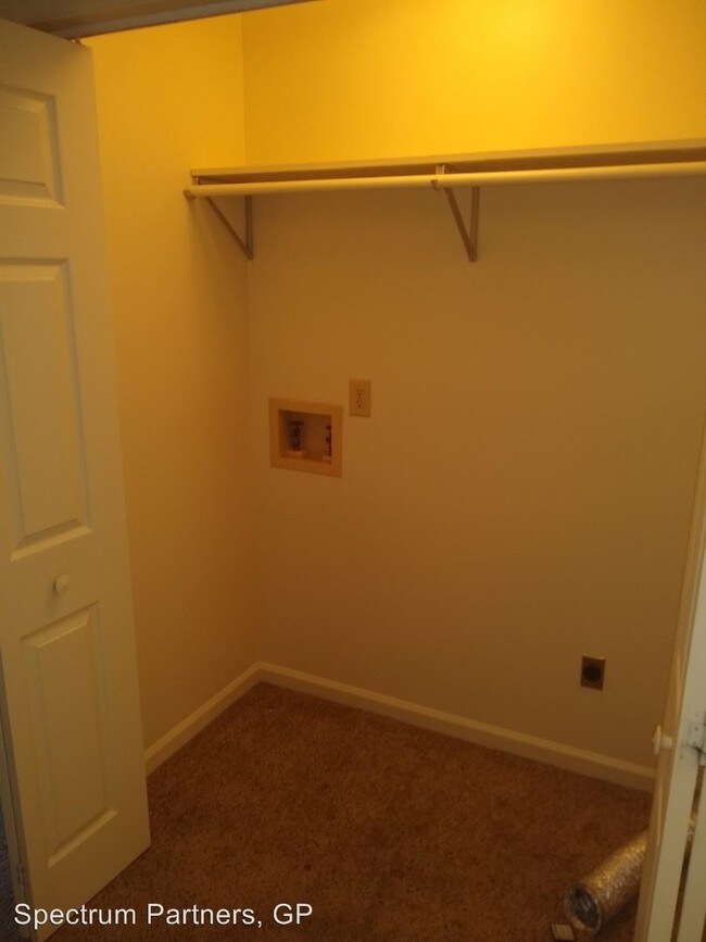 Building Photo - 114 Marshall Ln