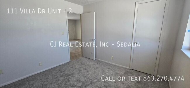 Foto del edificio - 111 Villa Dr