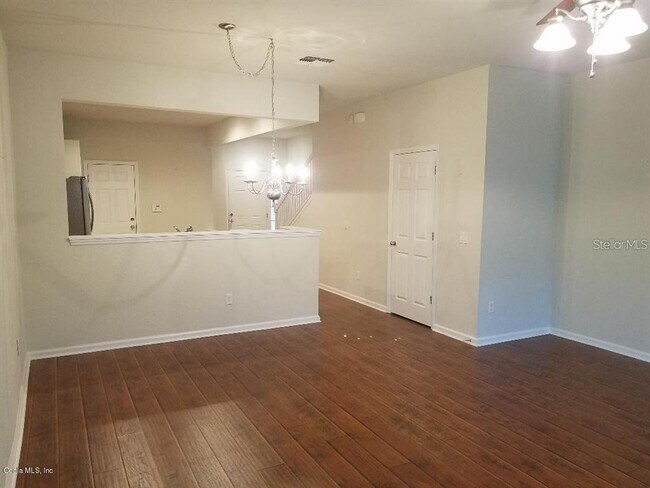 Building Photo - 4425 SW 52nd Cir