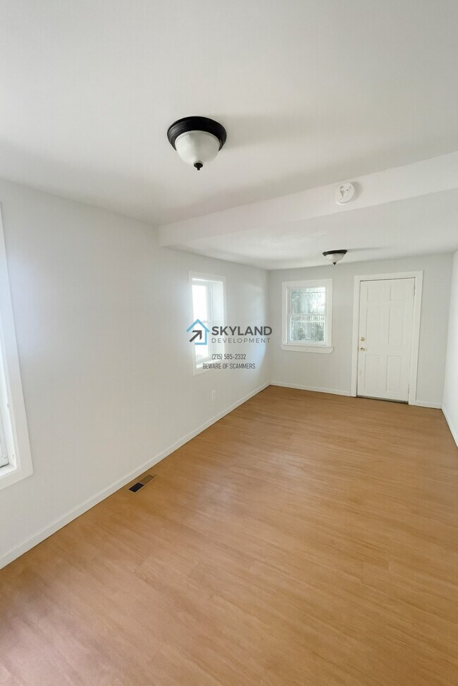 Foto del edificio - 1533 N Redfield St