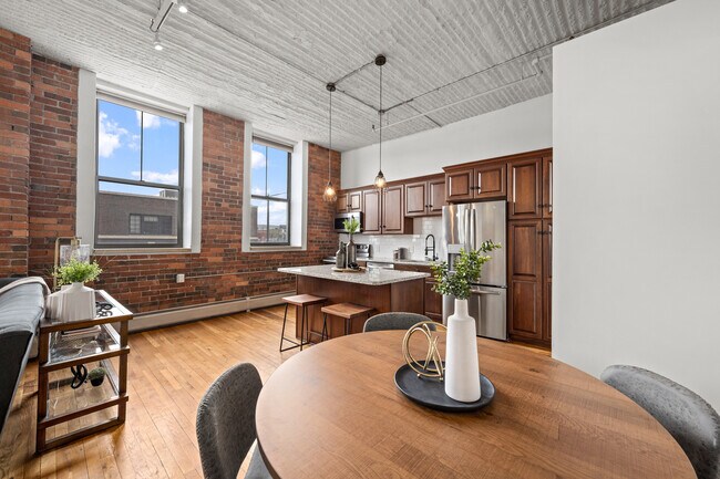 Foto del edificio - 2261 Blake St