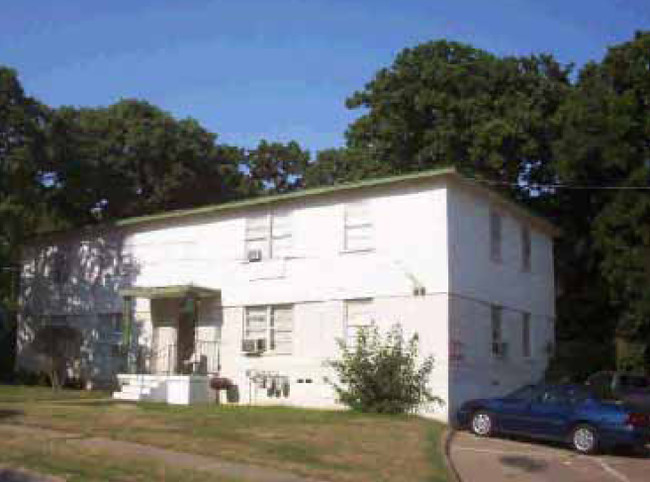 Building Photo - Riverview Fourplexes
