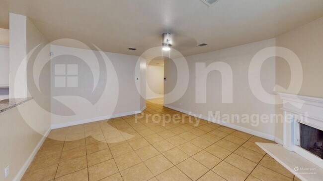 Foto del edificio - 4909 Parkview Hills Ln