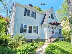 Building Photo - 15 Hawthorne Ave