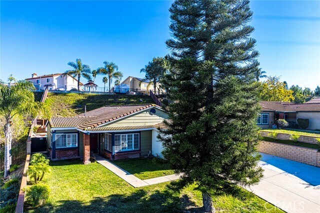 Building Photo - 808 Featherwood Dr