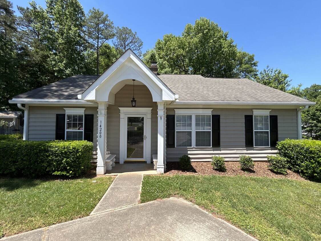 14200 Diorite Ct, Pineville, NC 28134 House Rental in Pineville, NC
