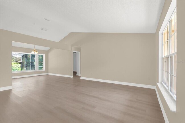 Foto del edificio - 5237 Macadamia Ct