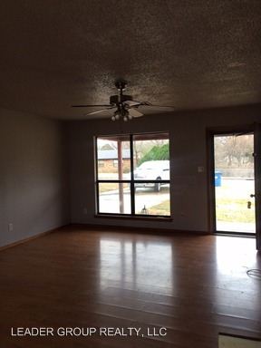 Foto del edificio - 823 E Seminole Ave