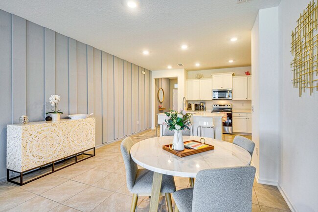 Foto del edificio - 132 Redbud Rd