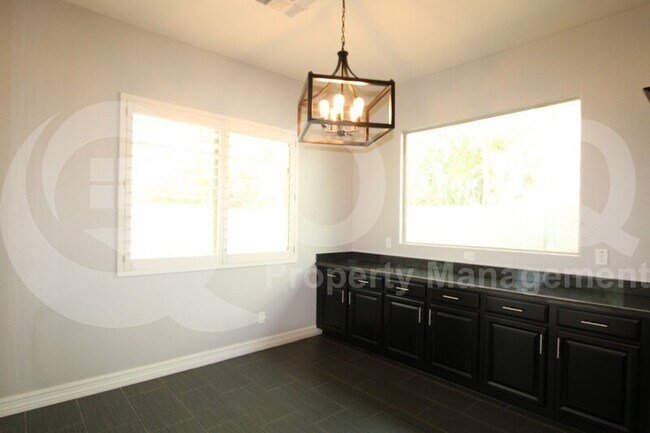 Foto del edificio - 3850 E Carob Dr