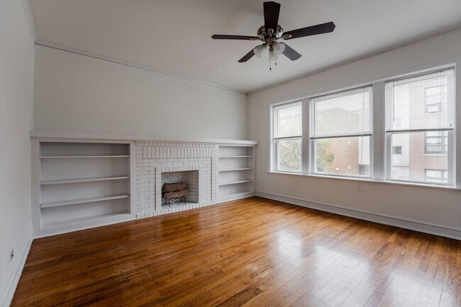 Foto del edificio - North Center / St. Bens - 2 Bed / 1 Bath -...
