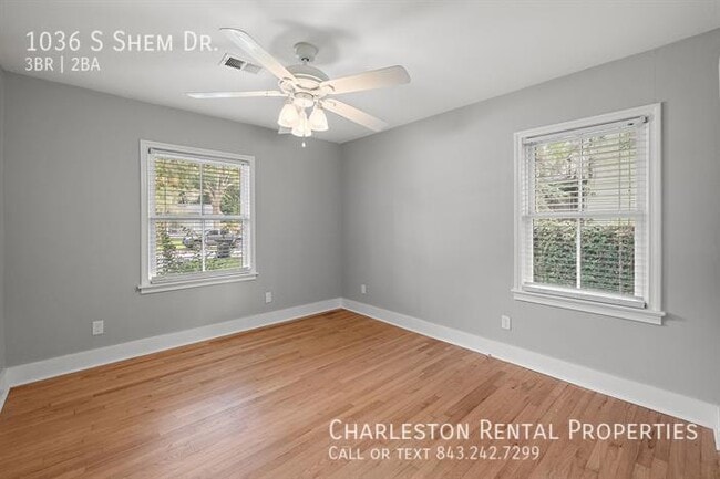 Building Photo - 1036 S Shem Dr