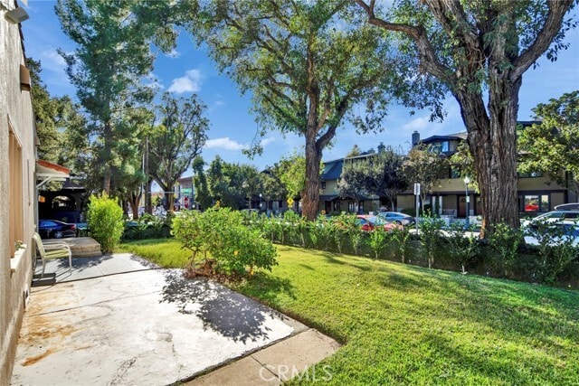 Foto del edificio - 726 Meridian Ave