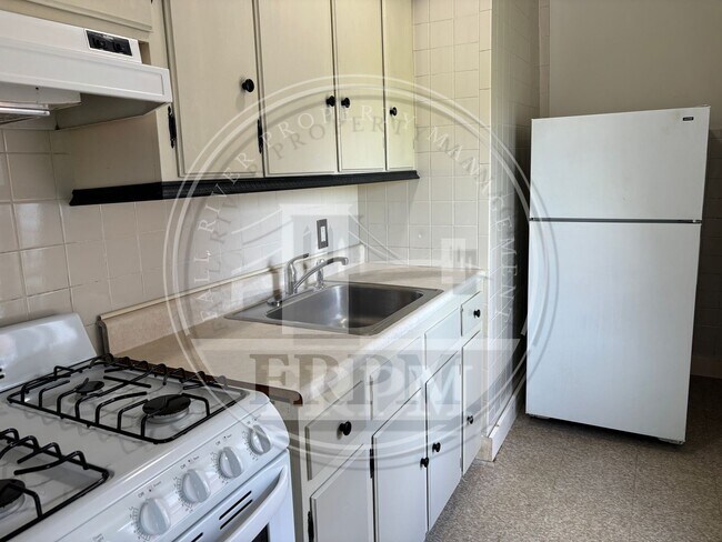 Foto del edificio - 557 Slade St