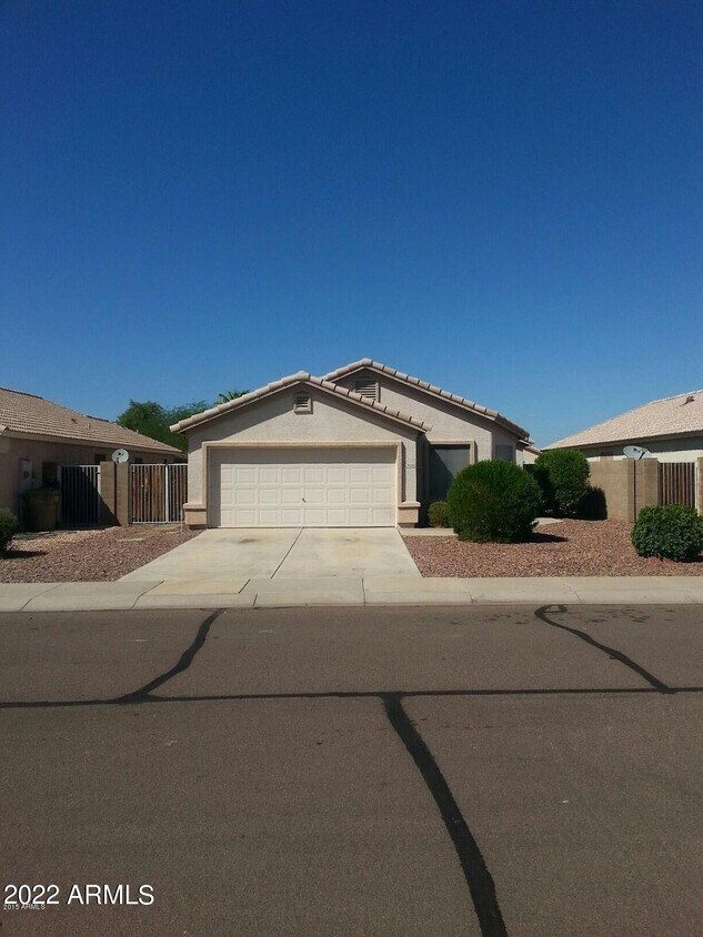 Primary Photo - 9244 W Ironwood Dr