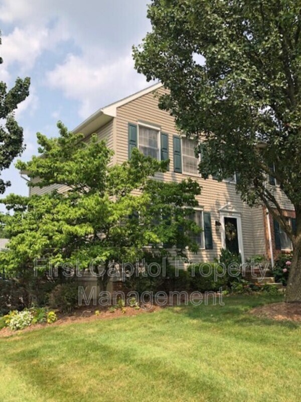 Building Photo - 2848 Butternut Ln