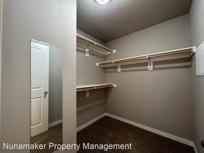 Building Photo - 3 br, 2.5 bath House - 3202 Sherman Avenue