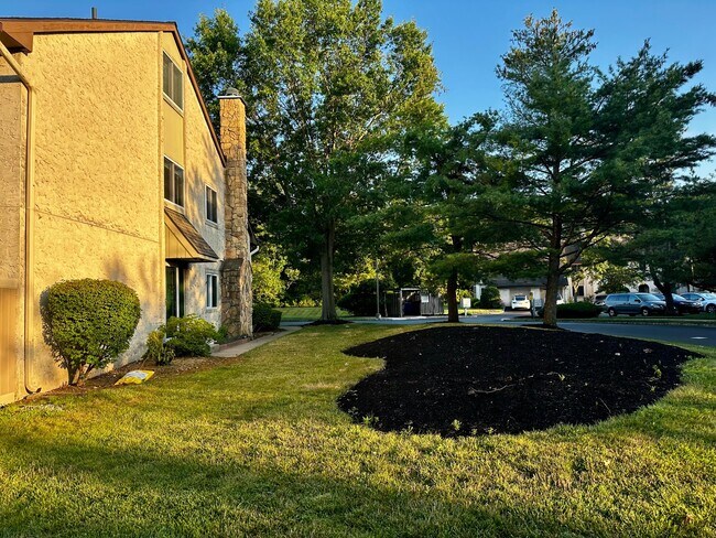 Foto del edificio - 99 Thoreau Dr