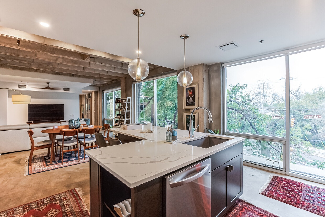 1115 S Alamo St Unit 2311, San Antonio, TX 78210 Condo for Rent in