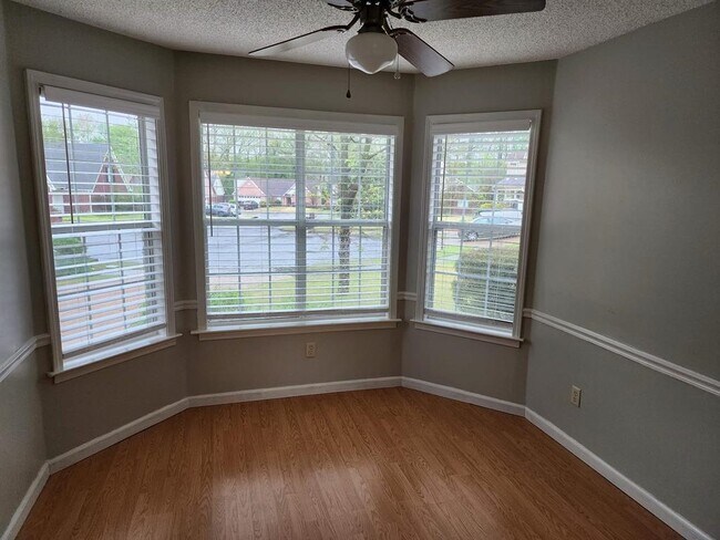 Foto del edificio - 255 Windy Ridge Cove