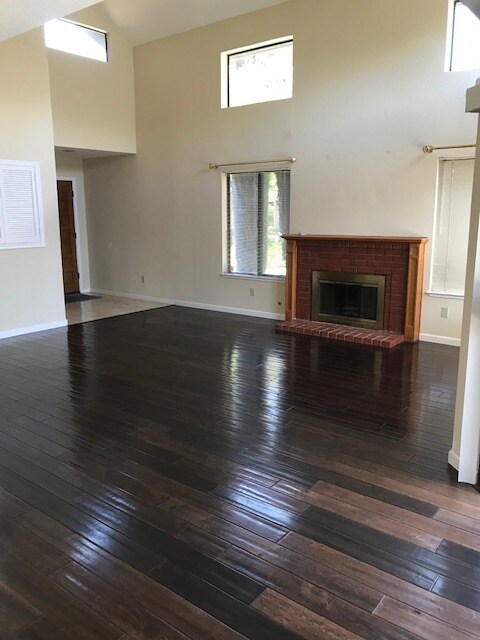 Building Photo - 18882 Biarritz Ln