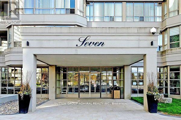 Building Photo - 7 Townsgate Dr