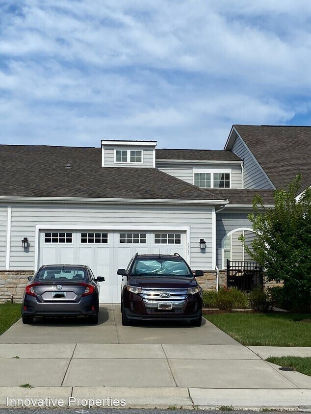 Foto principal - 3 br, 3 bath House - 809 Moorings Cirlce
