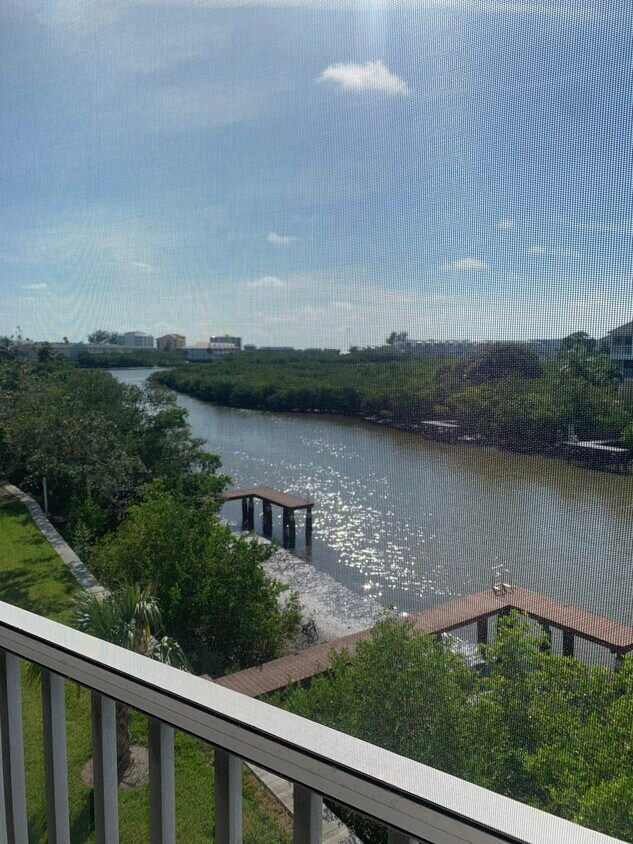 9894 Indian Key Trl, Seminole, FL 33776 Townhome Rentals in Seminole FL