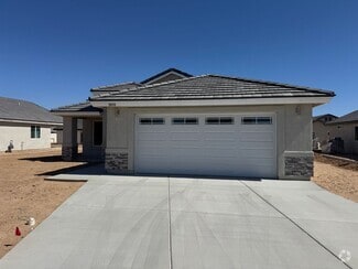 Building Photo - 3850 Santa Sophia St