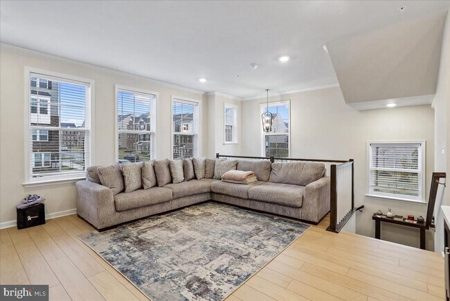 Foto del edificio - 10800 Blanton Wy