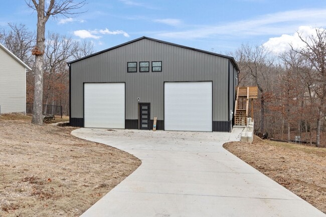 Building Photo - 2 Bedroom Shouse in Osage Beach