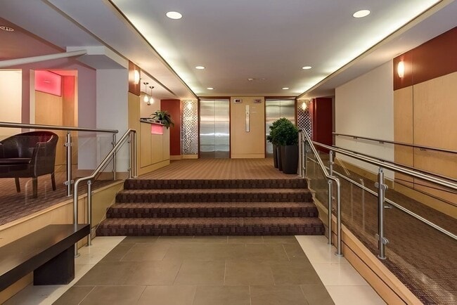Building Photo - 1601 Beacon St