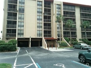 Building Photo - 21405 Olean Blvd